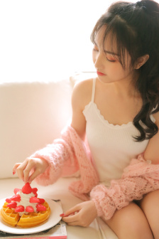 隔壁的她