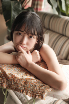 最美情侣高清视频播放